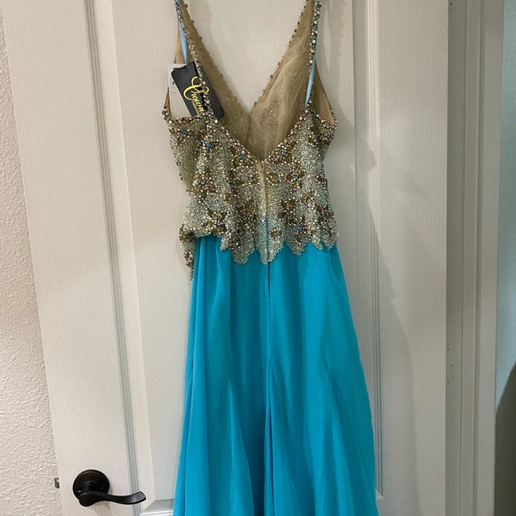 Pageant/Evening/cocktail gowns - Picture 1 of 2